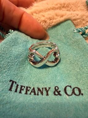 Tiffany & Co. Silver Paloma Picasso Double Loving Heart Infinity Crossover Ring